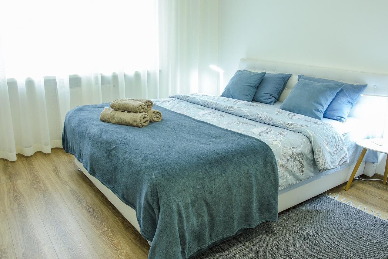 Apartament Delux Light Apartman Kijev Kültér fotó