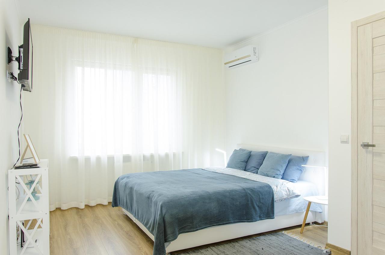 Apartament Delux Light Apartman Kijev Kültér fotó